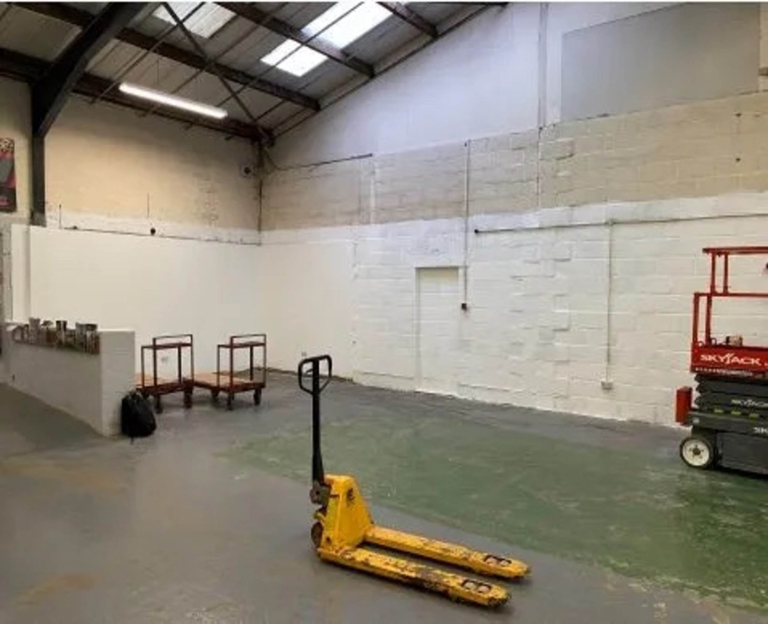 cirencester-mezzanine-and-fitout3 (1)